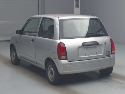 1998 Daihatsu Mira L700V[2]