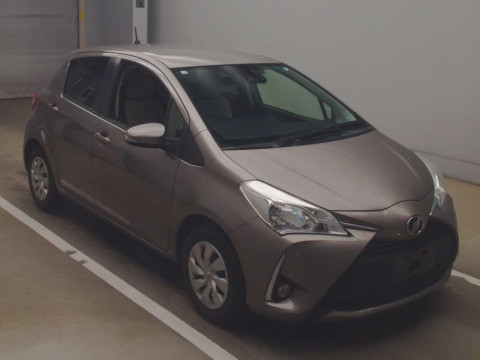 2018 Toyota Vitz NSP130[1]