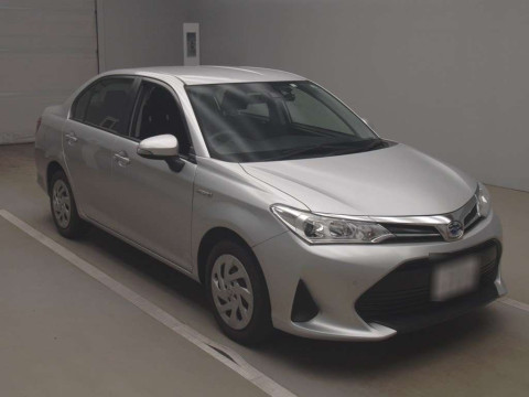 2020 Toyota Corolla Axio NKE165[1]