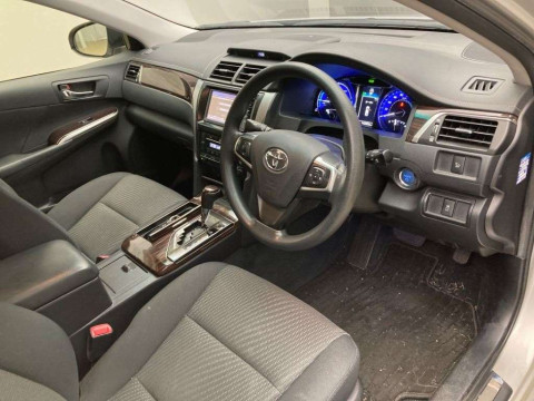 2014 Toyota Camry AVV50[2]