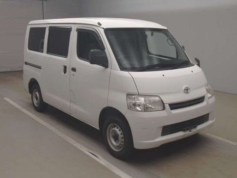 2011 Toyota Townace Van S402M[0]