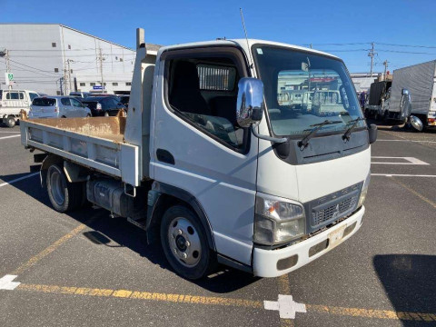 2010 Mitsubishi Fuso Canter FE71BSD[1]