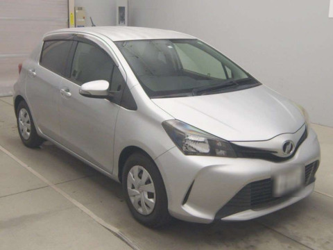 2014 Toyota Vitz NSP130[1]