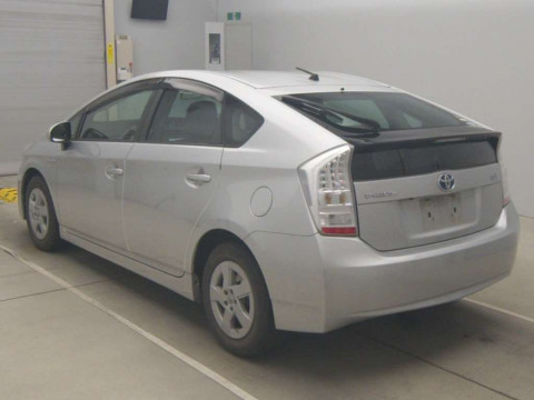 2011 Toyota Prius ZVW30[2]