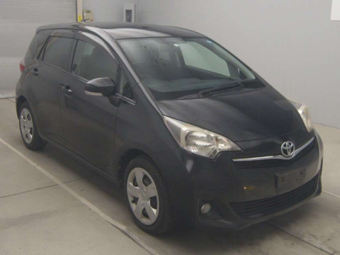 2011 Toyota Ractis NSP120[1]