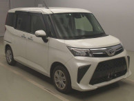 2022 Toyota Roomy