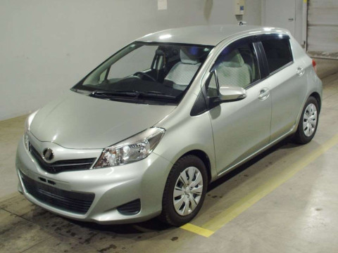 2013 Toyota Vitz NSP130[0]