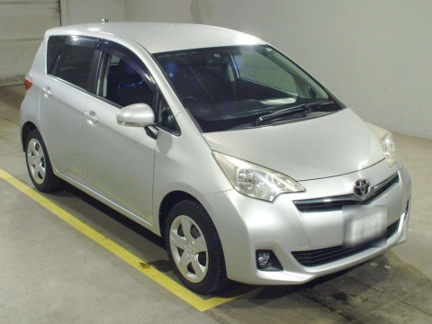 2011 Toyota Ractis NCP125[2]