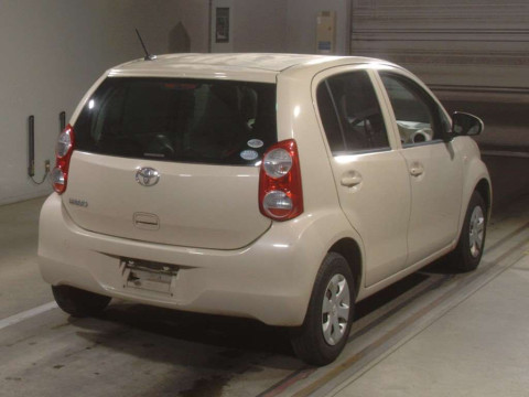 2010 Toyota Passo KGC30[1]