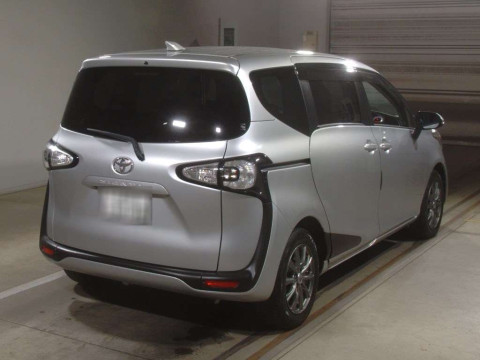 2016 Toyota Sienta NSP170G[1]