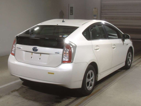 2013 Toyota Prius ZVW30[1]