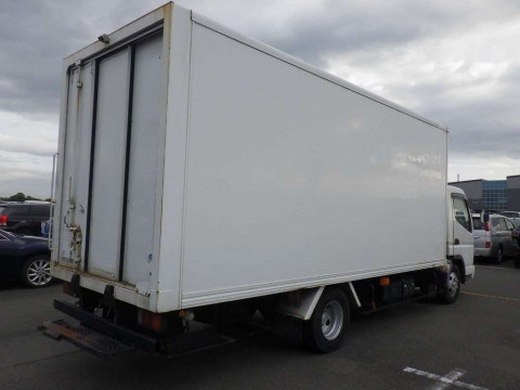 2008 Mitsubishi Fuso Canter FE82D[1]