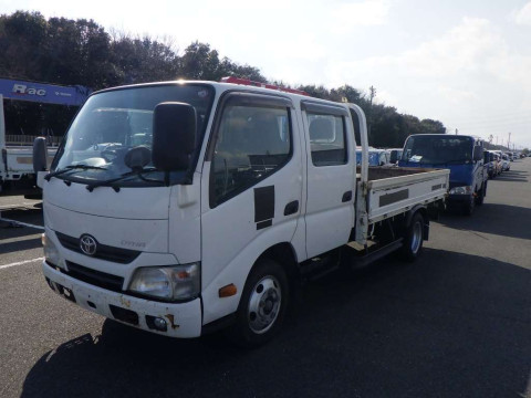 2014 Toyota Dyna Truck XZU655[0]