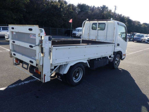 2017 Toyota Dyna Truck KDY231[1]