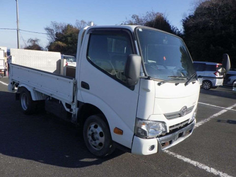 2017 Toyota Dyna Truck KDY231[2]