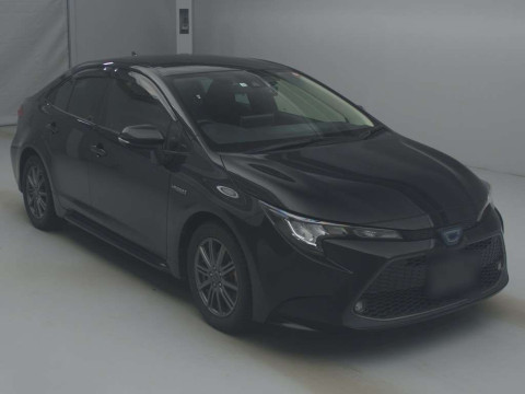 2019 Toyota Corolla Sedan ZWE214[2]