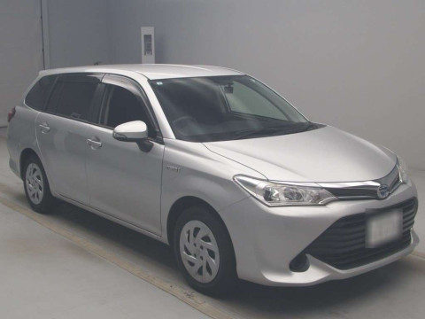 2017 Toyota Corolla Fielder NKE165G[2]