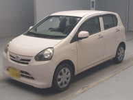 2012 Daihatsu Mira es