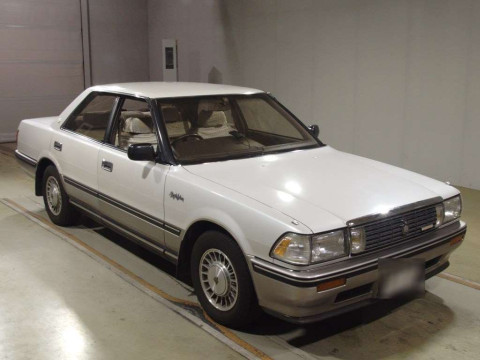 1990 Toyota Crown GS131[2]