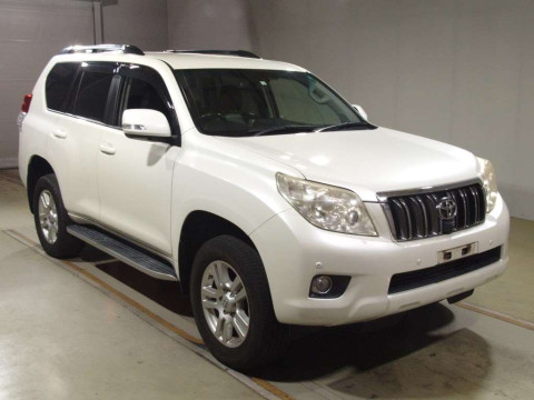 2010 Toyota Land Cruiser Prado GRJ151W[2]