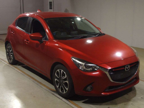 2016 Mazda Demio DJ5FS[2]