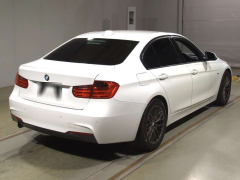 2013 BMW 3 Series 3D20[1]