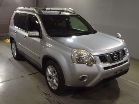 2012 Nissan X-Trail DNT31[2]