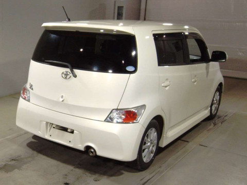 2013 Toyota bB QNC21[1]