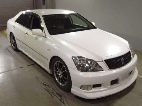 2006 Toyota Crown GRS181[2]