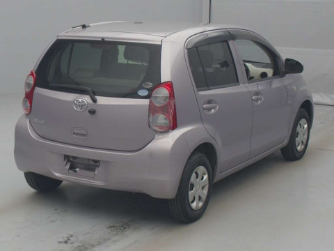 2012 Toyota Passo KGC30[1]