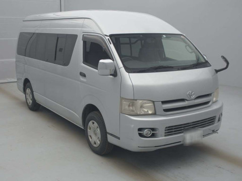 2005 Toyota Hiace Van KDH225K[2]