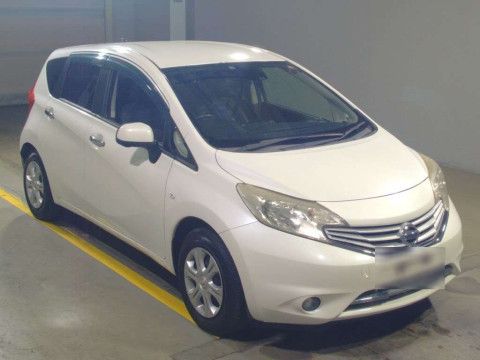 2014 Nissan Note E12[2]