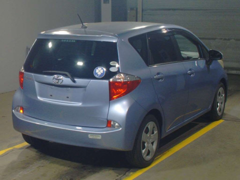 2011 Toyota Ractis NSP120[1]