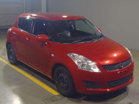 2012 Suzuki Swift ZC72S[2]