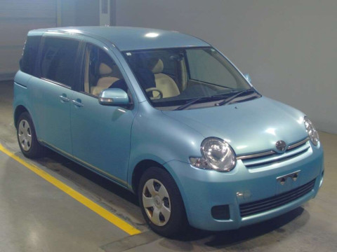 2007 Toyota Sienta NCP81G[2]