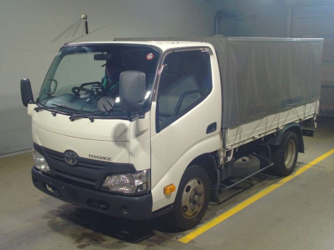 2017 Toyota Toyoace Truck XZU605[0]