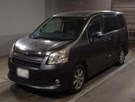 2008 Toyota Noah