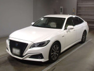 2018 Toyota Crown Hybrid