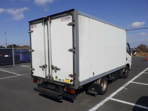 2013 Toyota Dyna Truck XZU645[1]