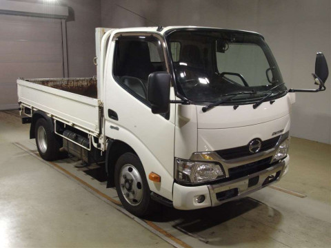 2018 Hino DUTRO XZU605M[2]