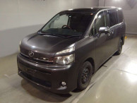 2013 Toyota Voxy