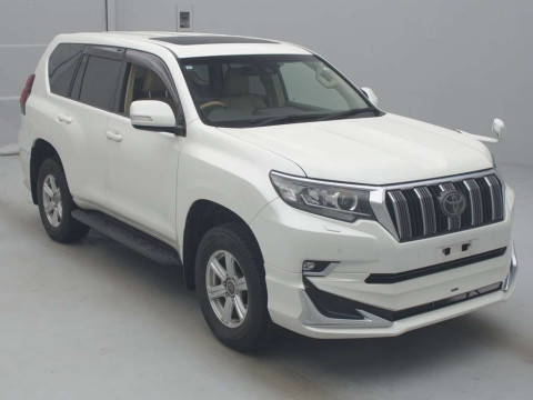 2019 Toyota Land Cruiser Prado TRJ150W[2]