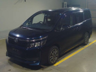 2014 Toyota Voxy