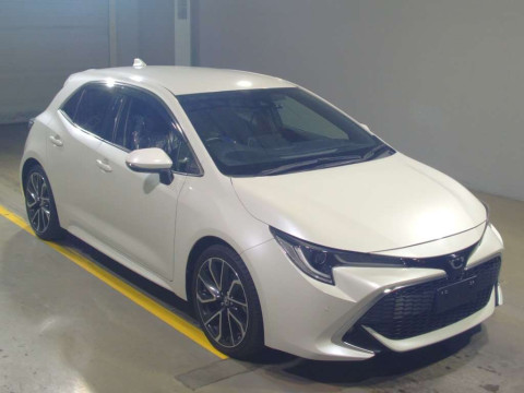 2018 Toyota Corolla Sports NRE210H[2]