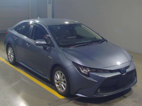 2019 Toyota Corolla Sedan ZWE211[2]