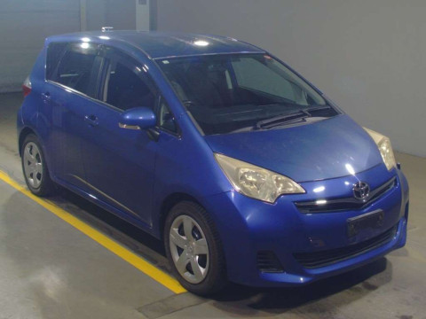 2010 Toyota Ractis NSP120[2]