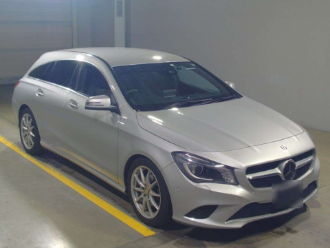 2016 Mercedes Benz CLA-Class 117942[2]