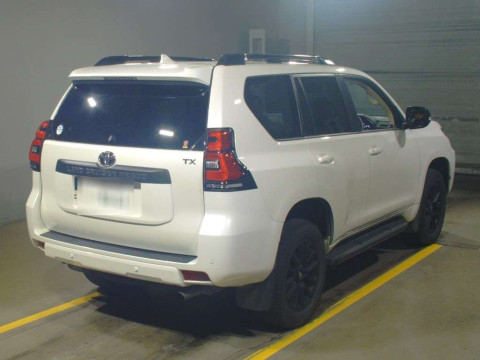 2022 Toyota Land Cruiser Prado TRJ150W[1]