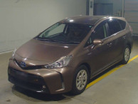 2015 Toyota Prius alpha