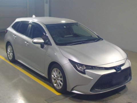 2019 Toyota Corolla Touring Wagon ZWE211W[2]